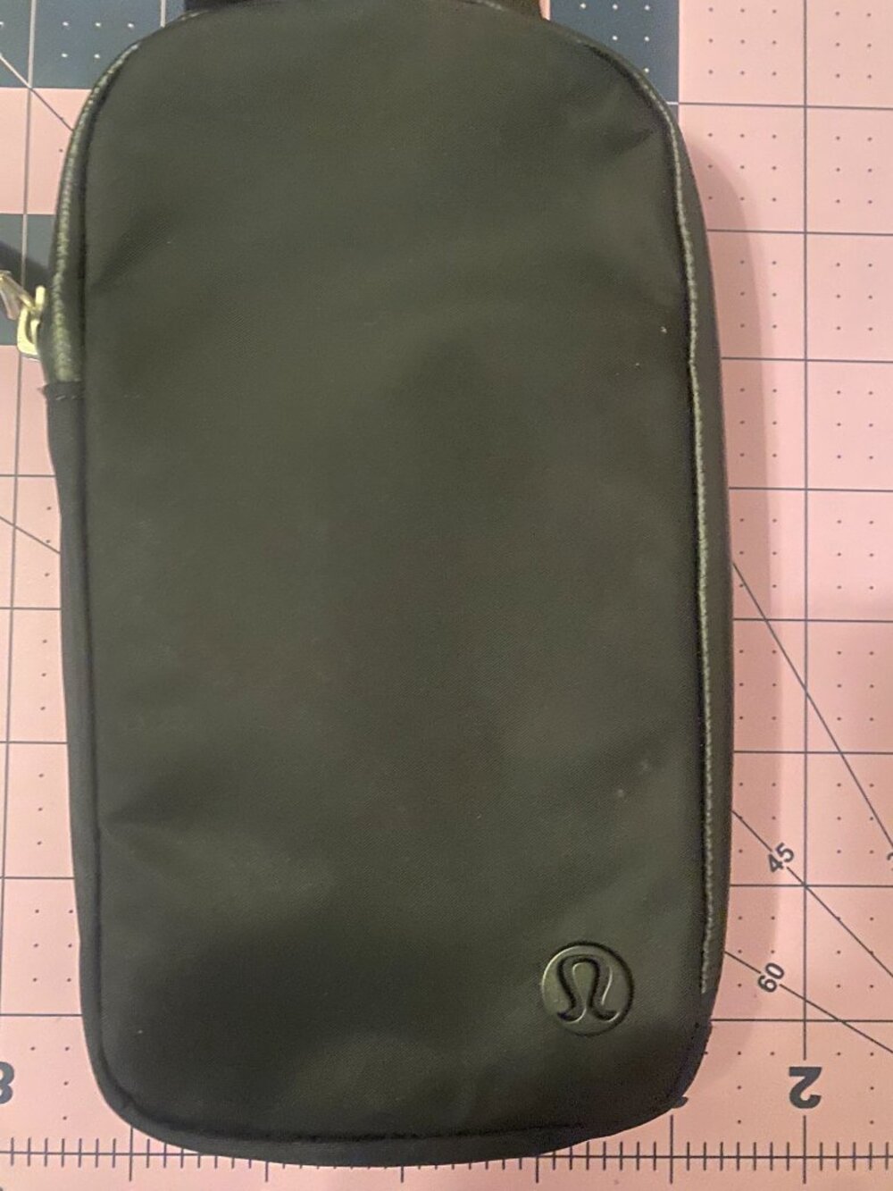 Lululemon cross body purse